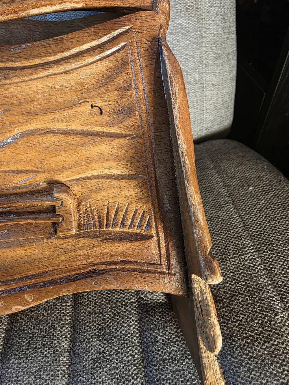 Hand-Carved Wooden Magazine Rack - Warm Honey Tone